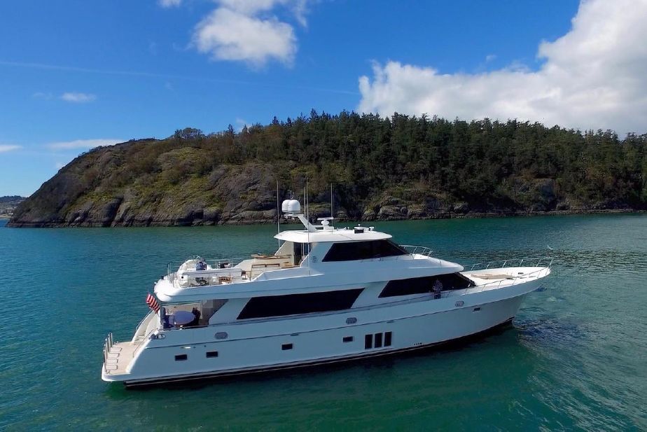 Ocean Alexander Sold by Worth Avenue Yachts