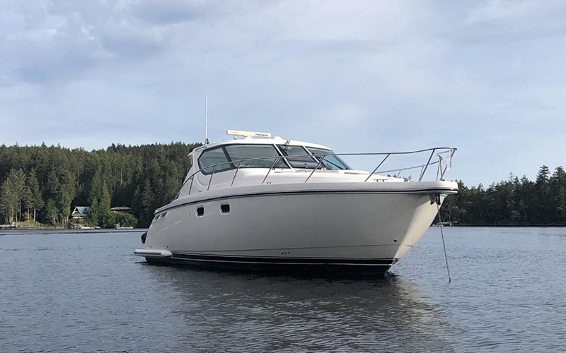 RAGGED EDGE 43' Tiara Profile Photo