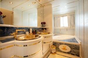 VIP Stateroom En-Suite