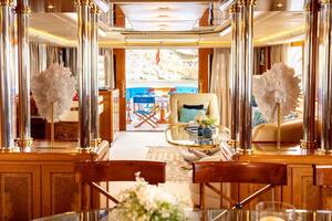 Dining Area to Main Saloon