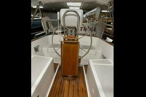 TRILLIUM yacht for sale