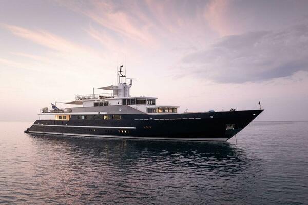 163' Feadship