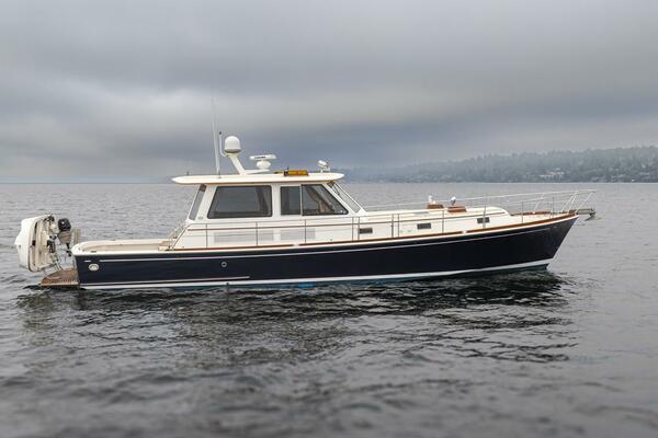 54' Grand Banks