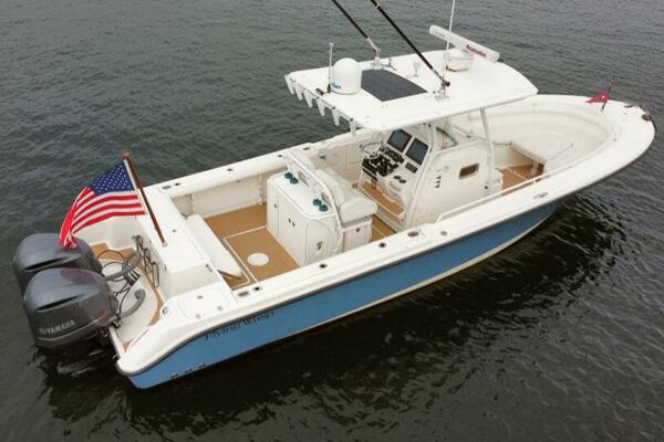 32' Edgewater Boats