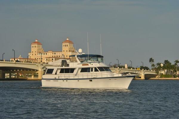 64' Hatteras