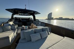 Aft Deck Sunbed