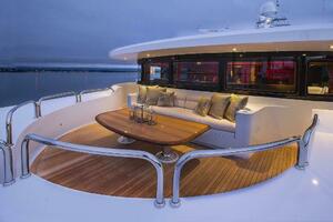 Foredeck Seating