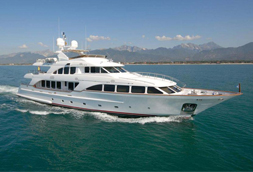 Benetti Yacht sold by worth avenue yachts