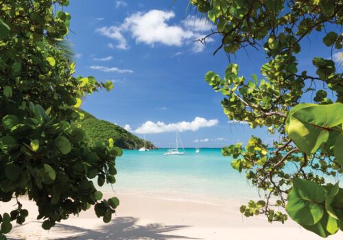 Leeward Islands Yacht Charter Itinerary, Caribbean yacht charter, luxury yacht rental Caribbean, Caribbean sailing vacation, private yacht charter Caribbean, crewed yacht charter Caribbean, Caribbean motor yacht charter, all-inclusive yacht charter Caribbean, sailing catamaran Caribbean,