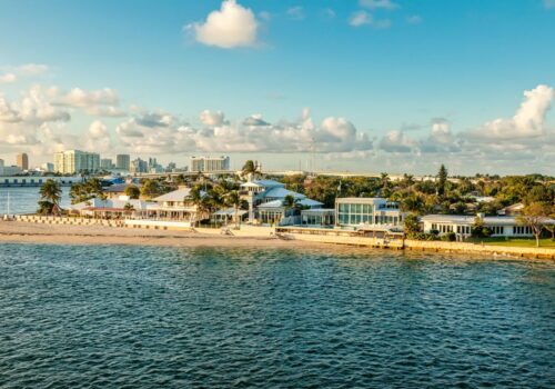 Florida yacht charter, Florida boat rental, luxury yacht charter Florida, yacht charter Miami, yacht rental Florida, Miami luxury yacht rental, Fort Lauderdale yacht charter, Florida Keys yacht charter, Palm Beach yacht rental.
