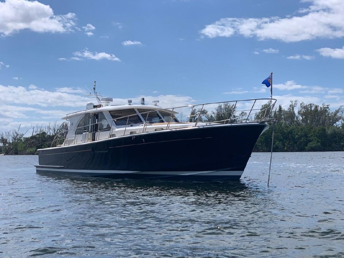JEN EM 50' Grand Banks 2014 Profile