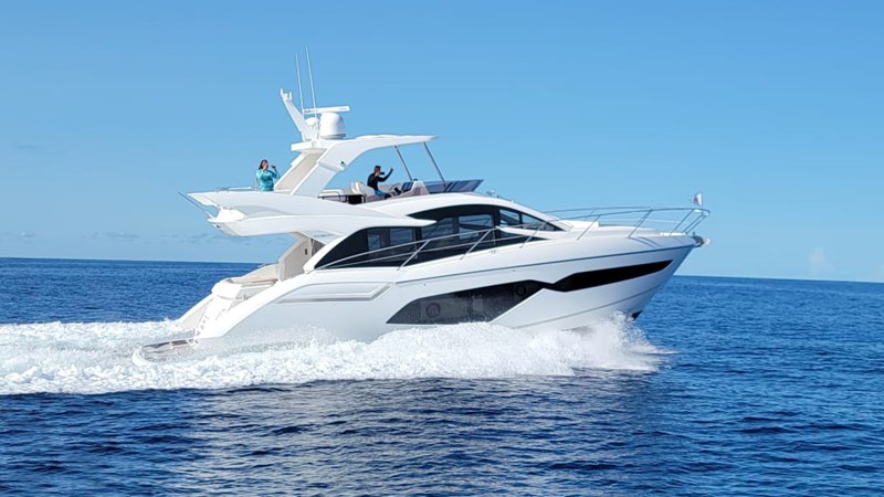 SUNSEEKER - Manhattan 52