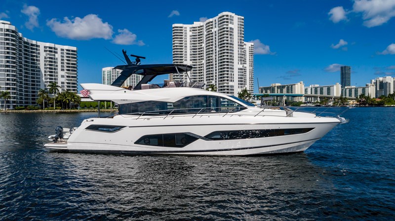 SUNSEEKER - 68 Manhattan