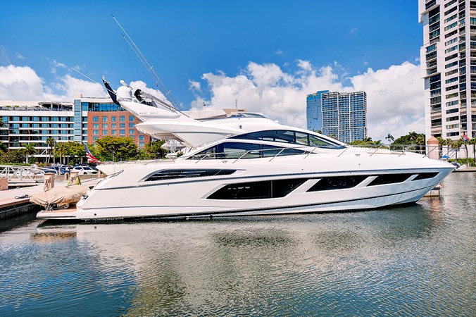SUNSEEKER - 68 Sport Yacht