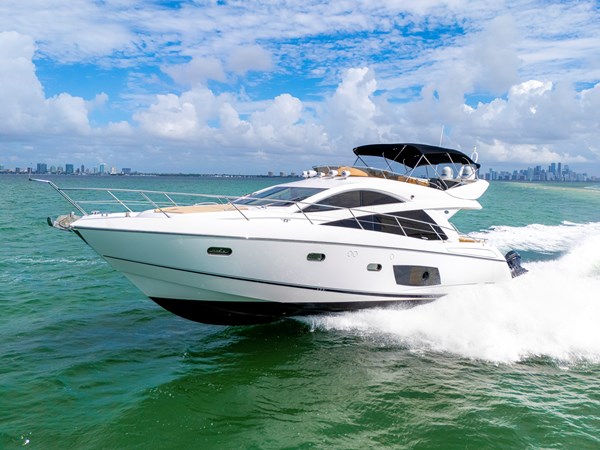 SUNSEEKER - Manhattan 53