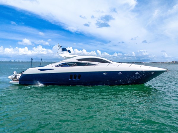 SUNSEEKER - PREDATOR 72