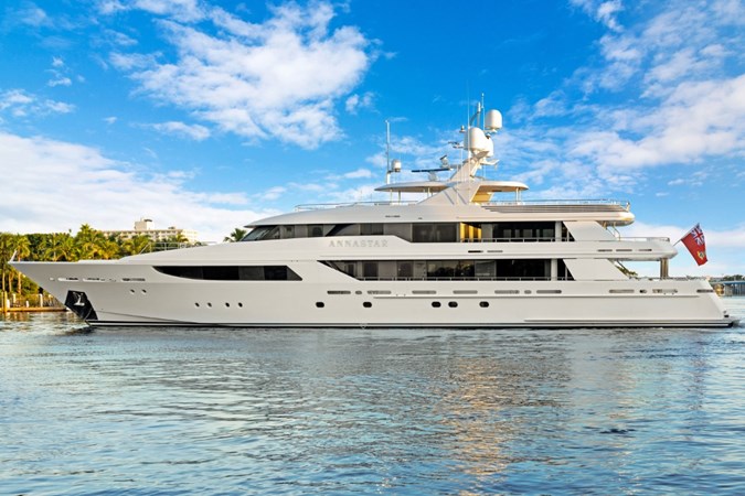 Westport - Tri-Deck