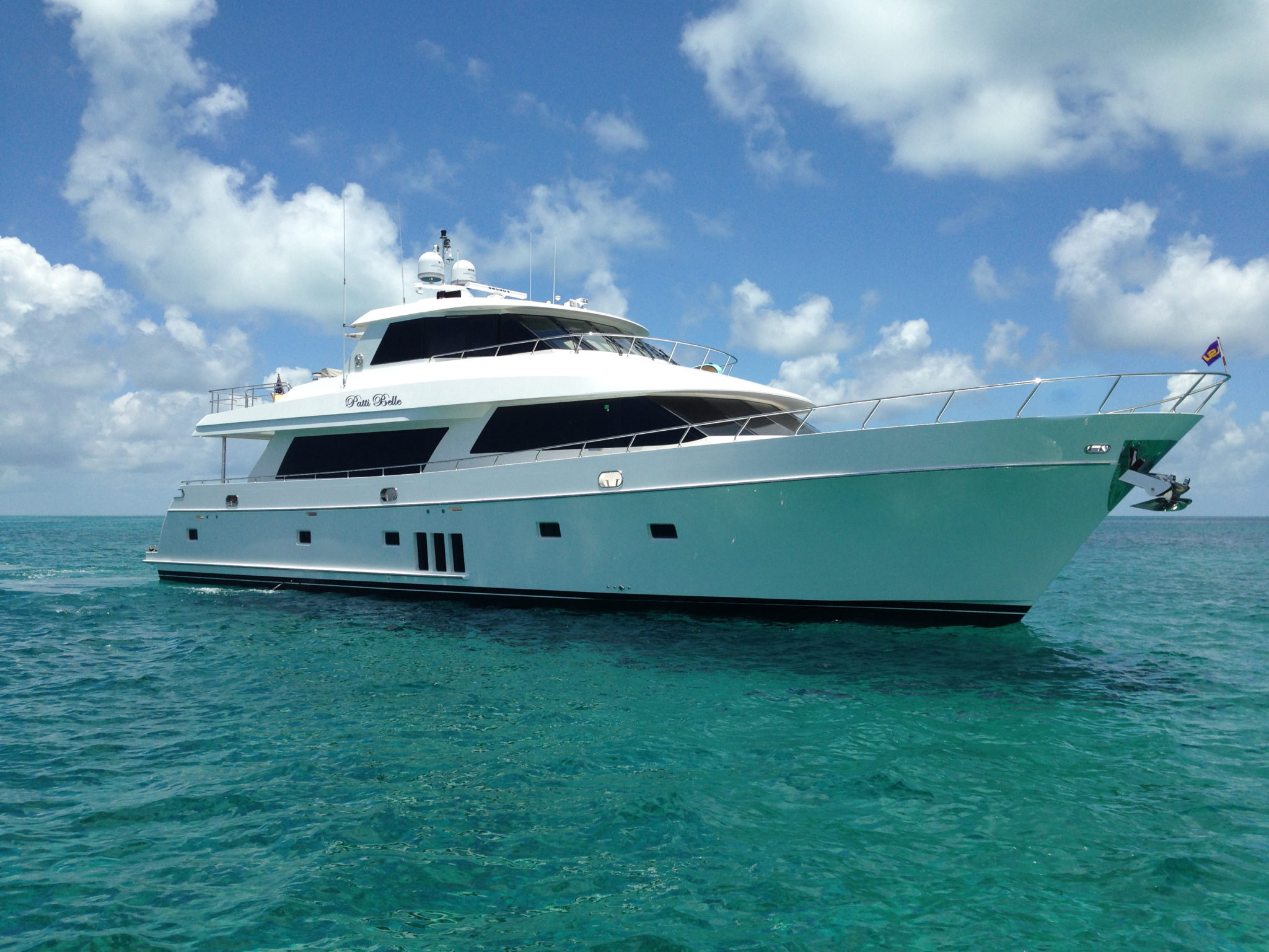 Ocean Alexander Sold by Worth Avenue Yachts