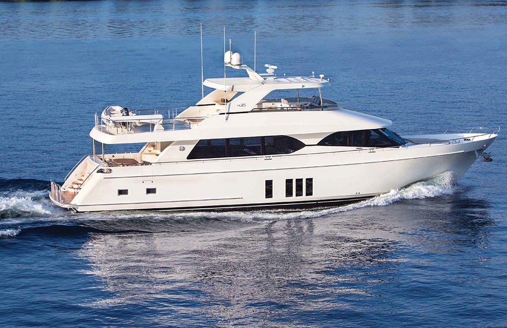 Ocean Alexander Sold by Worth Avenue Yachts