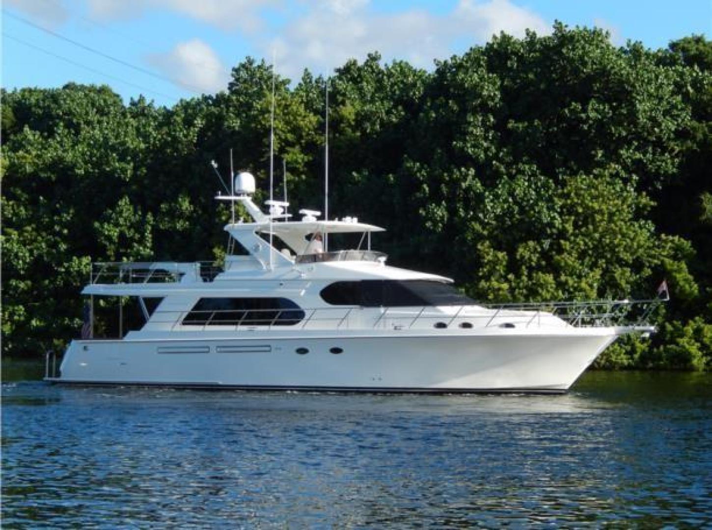 Ocean Alexander Sold by Worth Avenue Yachts