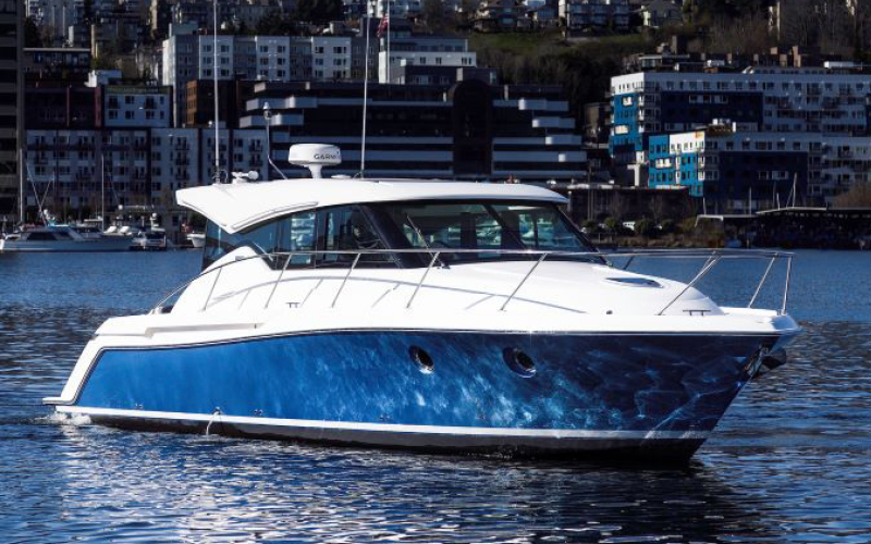 Seattle Boats Afloat BLUTOPIA Tiara yacht for sale