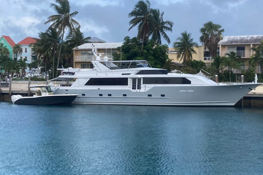 Profile of XOXO - 111' Broward Pilothouse 1997/2022.